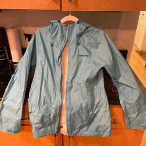 Patagonia rain jacket  never worn!!!